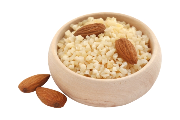 آماده سازی دسر بادام