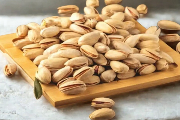 خصوصیات پسته اکبری