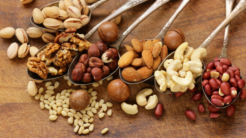 آجیل برای کاهش فشار خون» به انگلیسی می‌شه